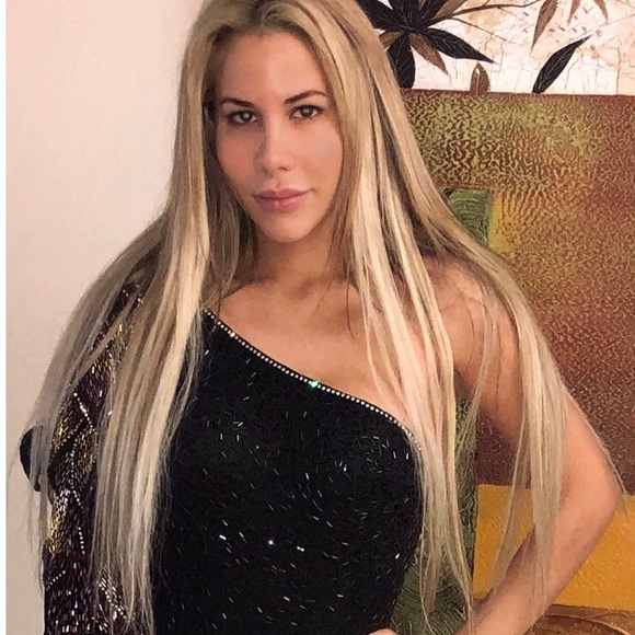 Meet your Posher, Stephany - Picture 1 of 1